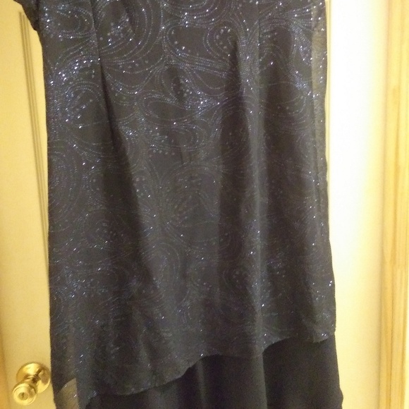 Dress - Picture 4 of 5